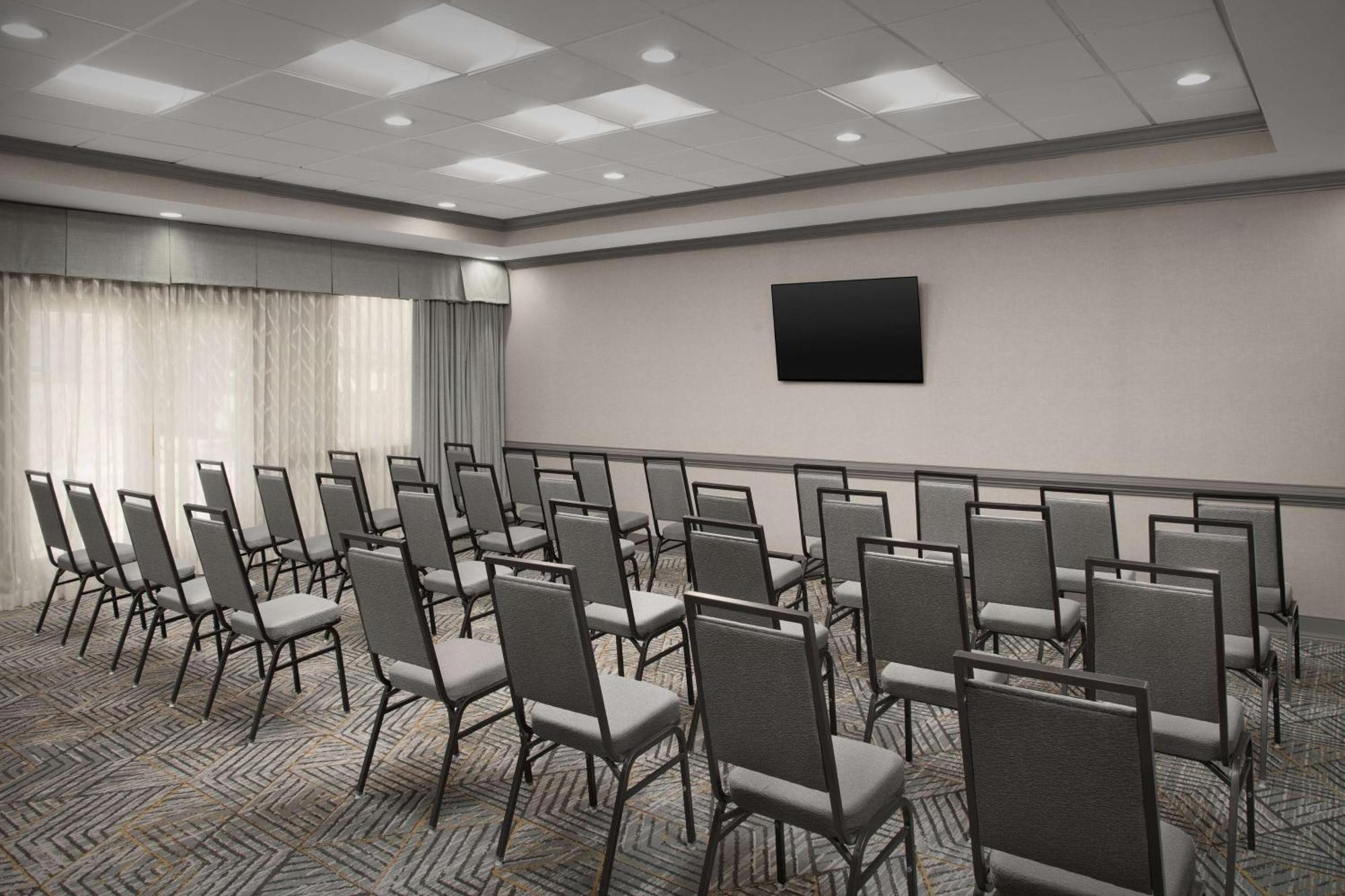 Homewood Suites By Hilton Alexandria Eksteriør billede